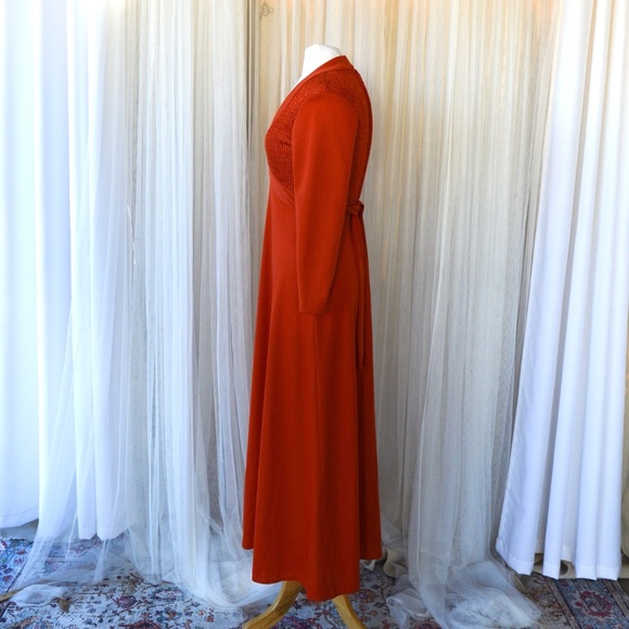 Vintage union made rust Orange Long Sleeve V-Neck Gown for Weddings large - Picture 7 of 14